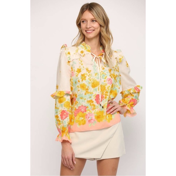 Fate Women's Whimsical Floral Print Ruffled Blouse Yellow Peach Cream Size M - Picture 3 of 11